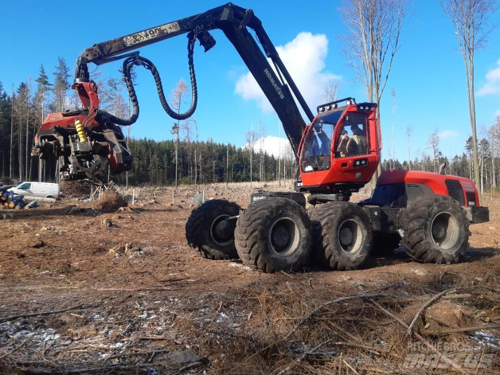 Komatsu 951 Skördare