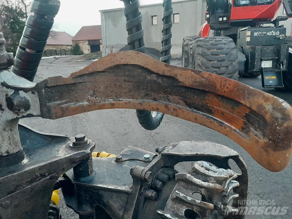 Komatsu 951 Skördare