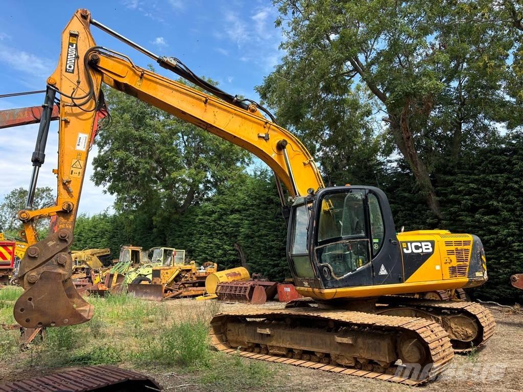 JCB JS 220 LC Bandgrävare