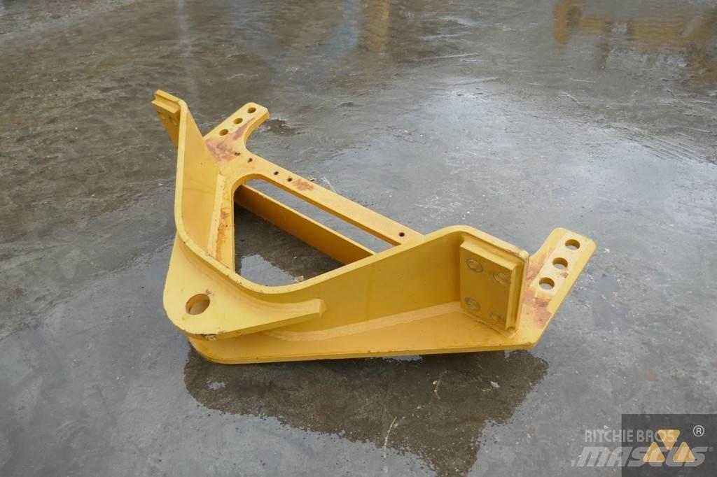 CAT 140M3 Drawbar Transport - Övriga
