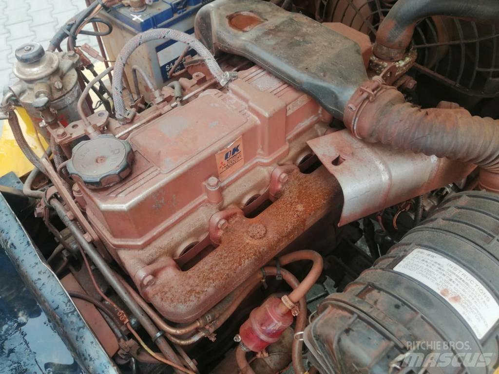 CAT DP 25 K Dieselmotviktstruckar