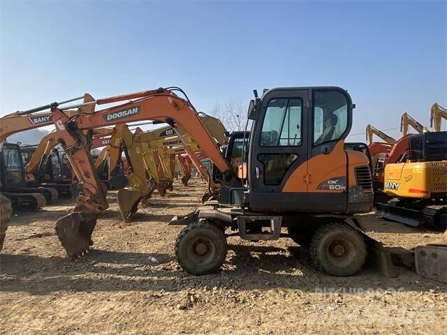 Doosan DX60W Minigrävare < 7t