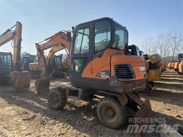 Doosan DX60W Minigrävare < 7t