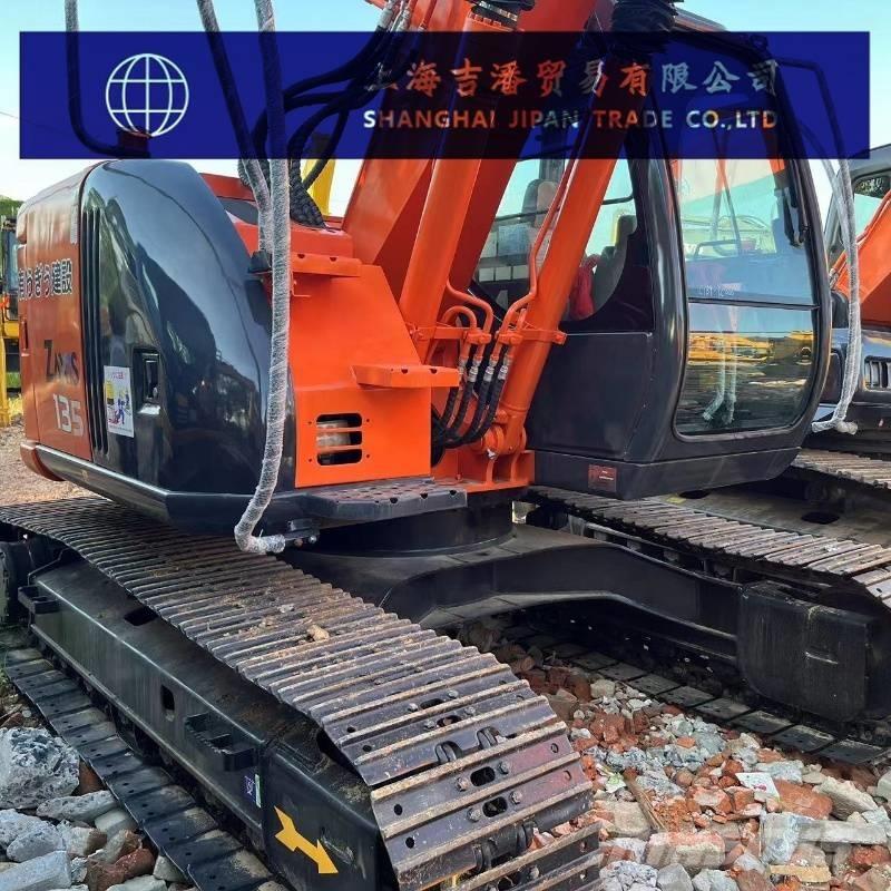 Hitachi ZX 135 Midigrävmaskiner 7t - 12t