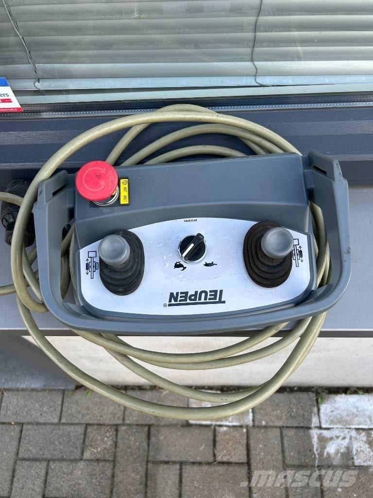 Teupen Leo 23 gt Bomliftar