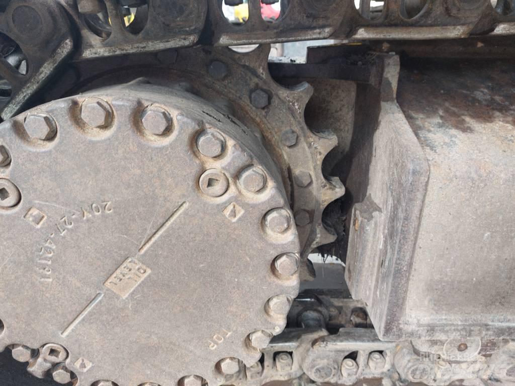 Komatsu PC228USLC-11 Bandgrävare