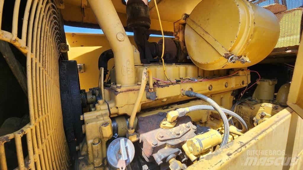 CAT 816 Jordkompaktorer