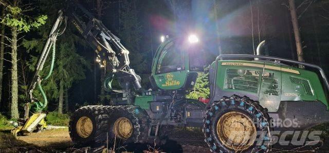 John Deere 1270G Skördare