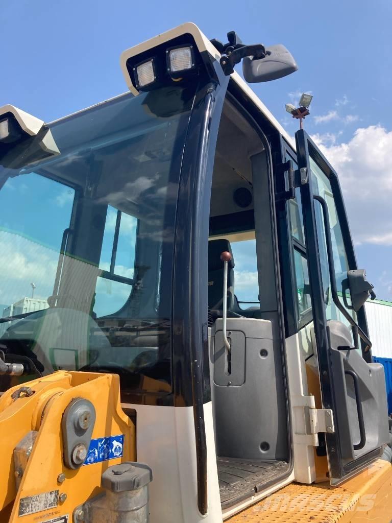 Liebherr LR 624 Bandlastare