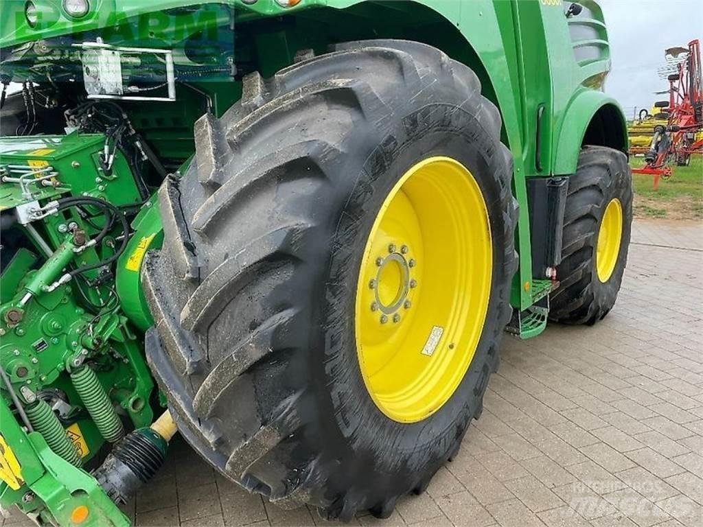 John Deere 8600 Självgående fälthackar
