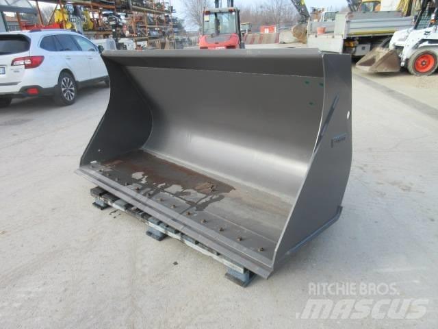 Volvo L 45 Skopor