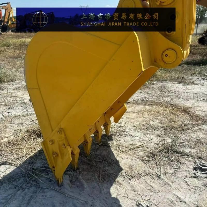 Komatsu PC 210 Bandgrävare