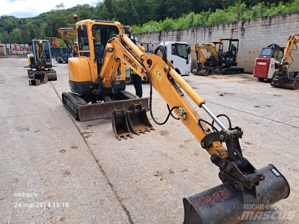 Hyundai R35Z-9 Minigrävare < 7t