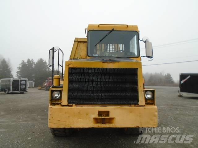 CAT D 250 D Midjestyrd dumper