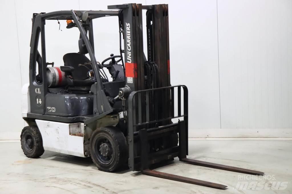 Nissan U1D2A20LQ Gasolmotviktstruckar
