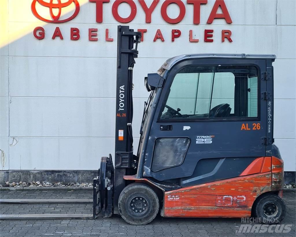 Toyota 8FBMT25 Elmotviktstruckar