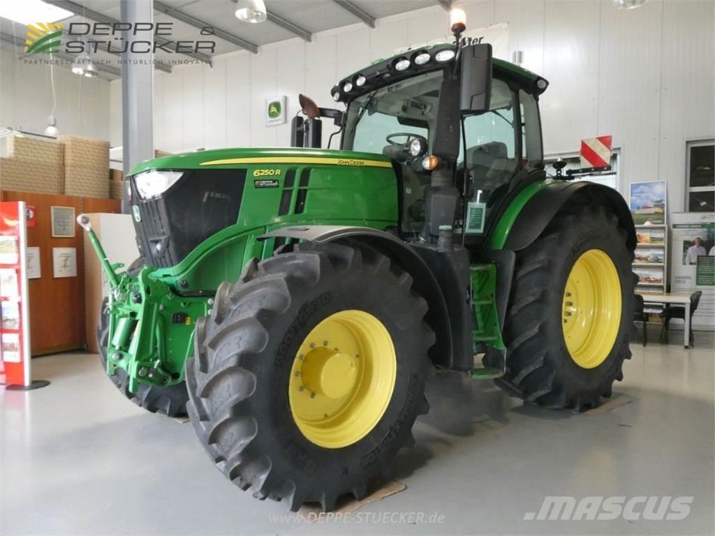 John Deere 6250R Traktorer