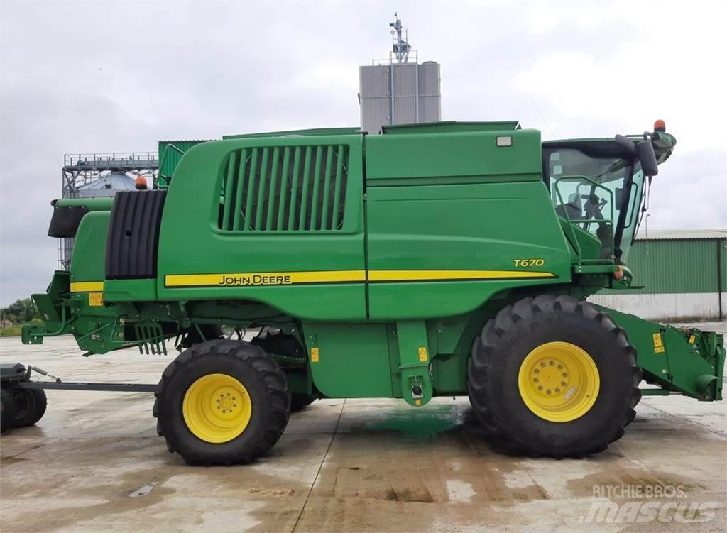 John Deere T670 Skördetröskor
