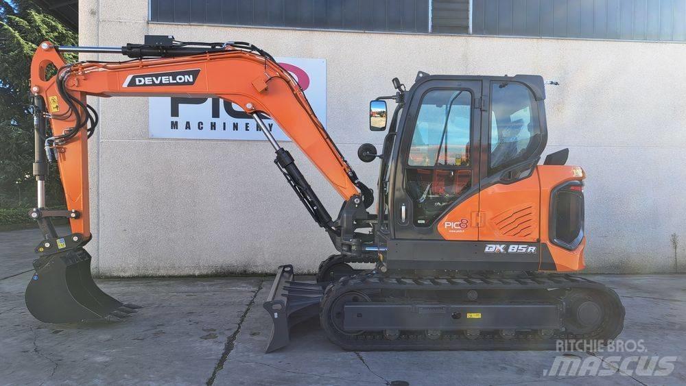 Develon DX 85 R-7 Midigrävmaskiner 7t - 12t