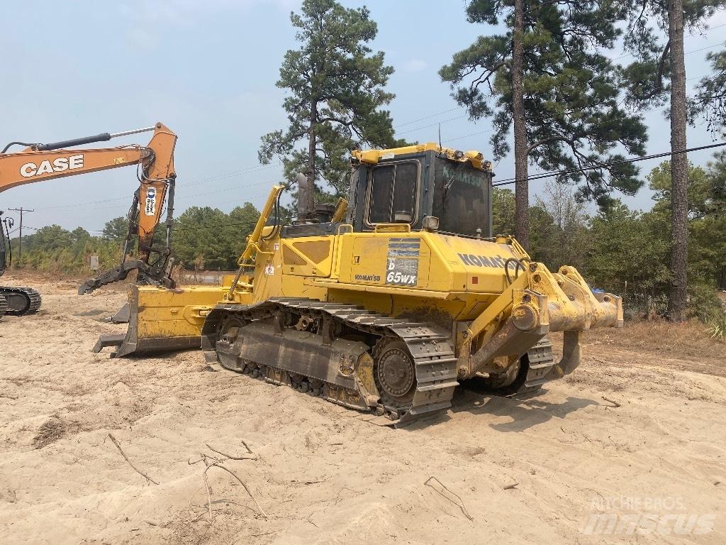 Komatsu D 65 WX-17 Bandschaktare