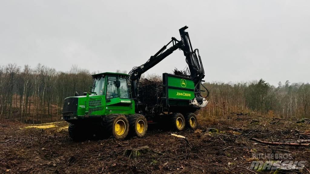 John Deere 1490D Skotare