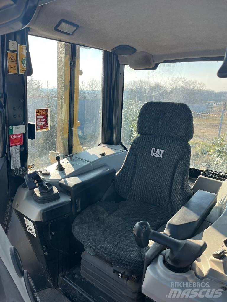 CAT D 6 N XL Bandschaktare