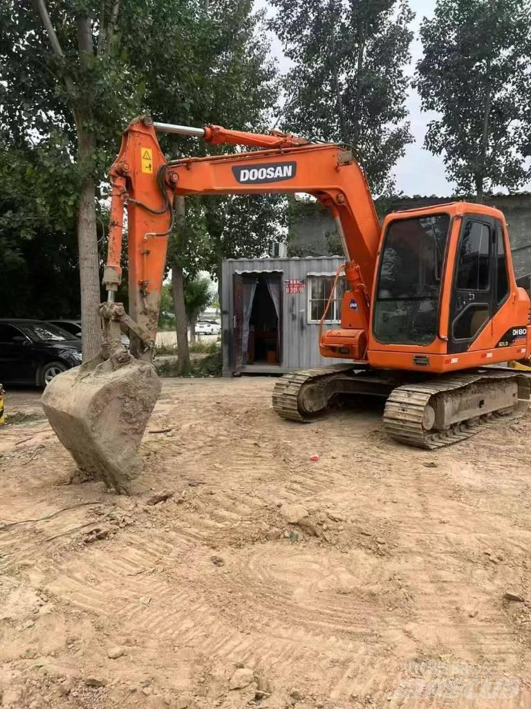Doosan DH 80 G Bandgrävare
