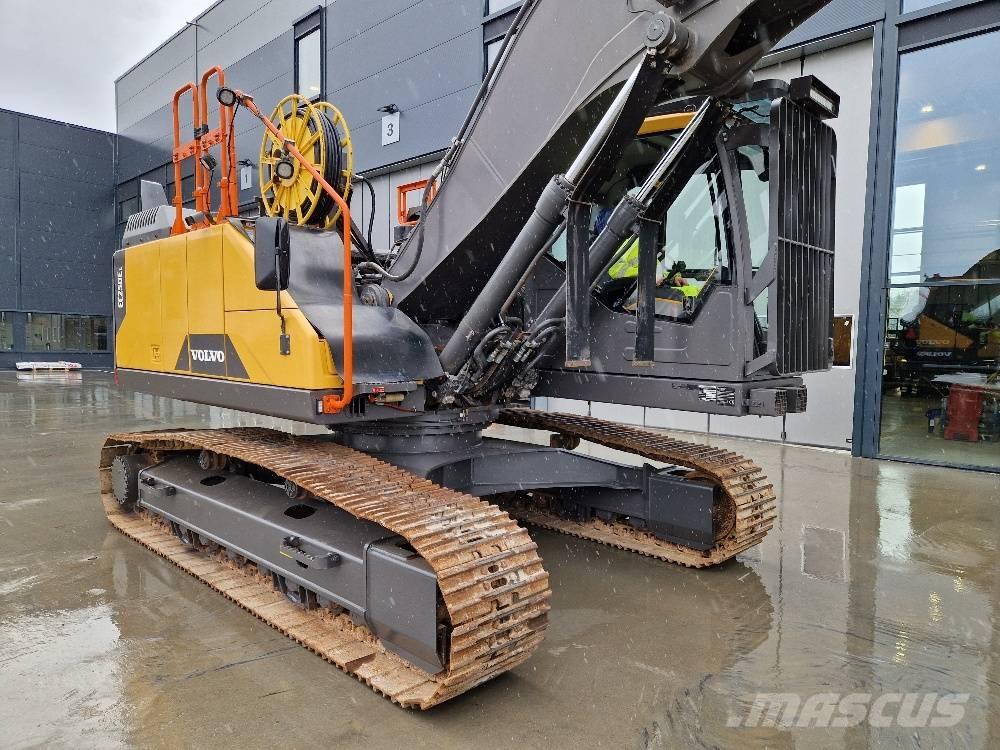 Volvo EC250EL Bandgrävare