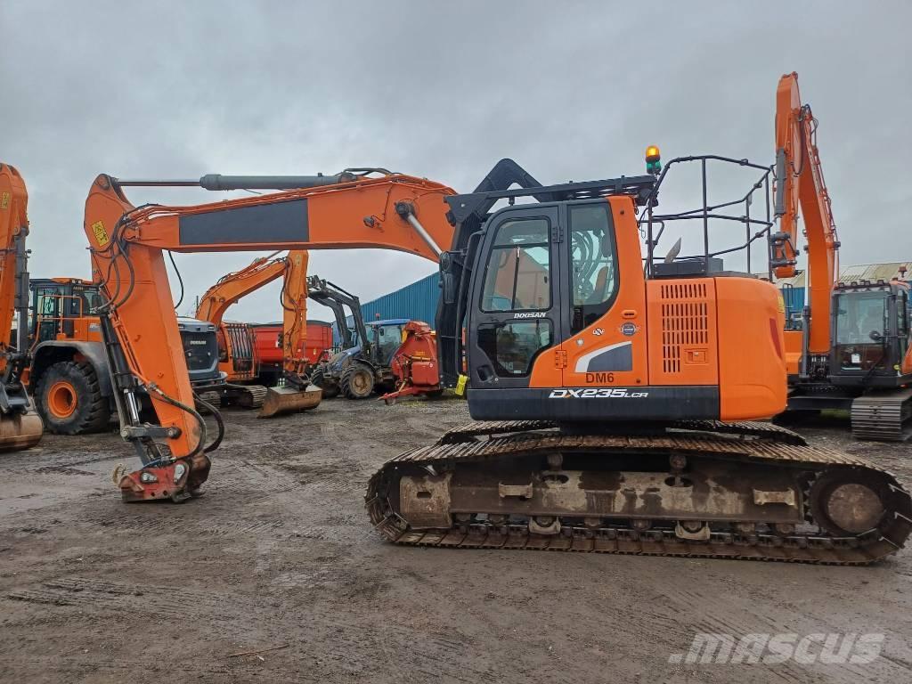 Doosan DX 235 LCR-5 Bandgrävare