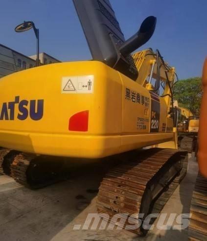 Komatsu PC 220-8 Bandgrävare