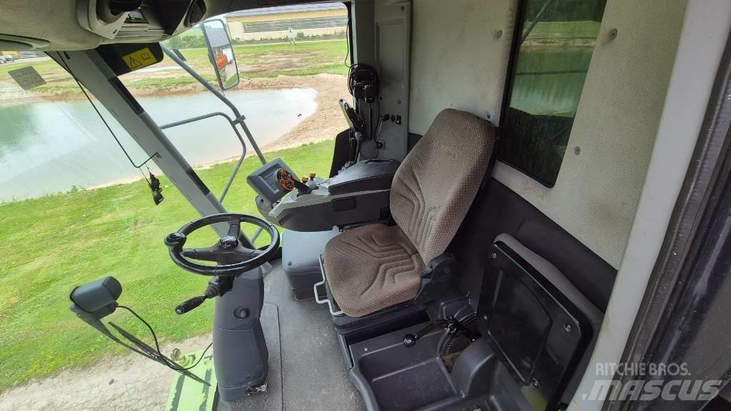 CLAAS Tucano 440 Skördetröskor