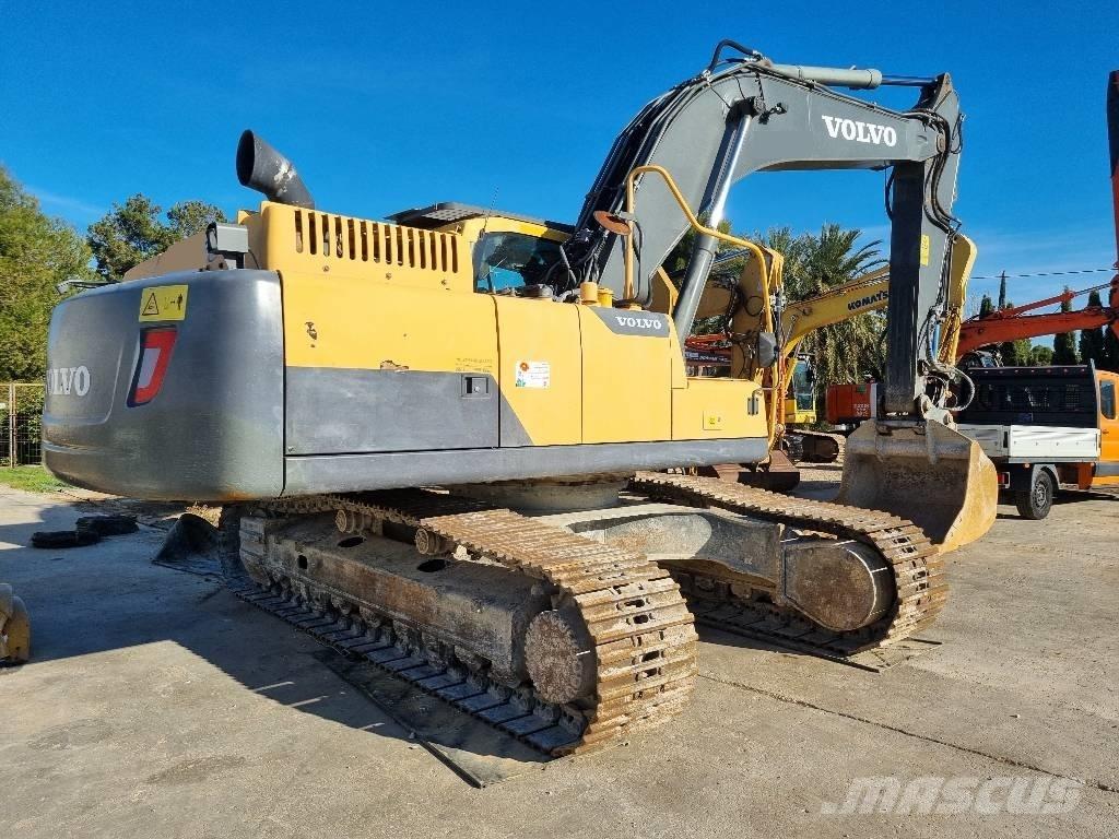 Volvo EC300DNL Bandgrävare