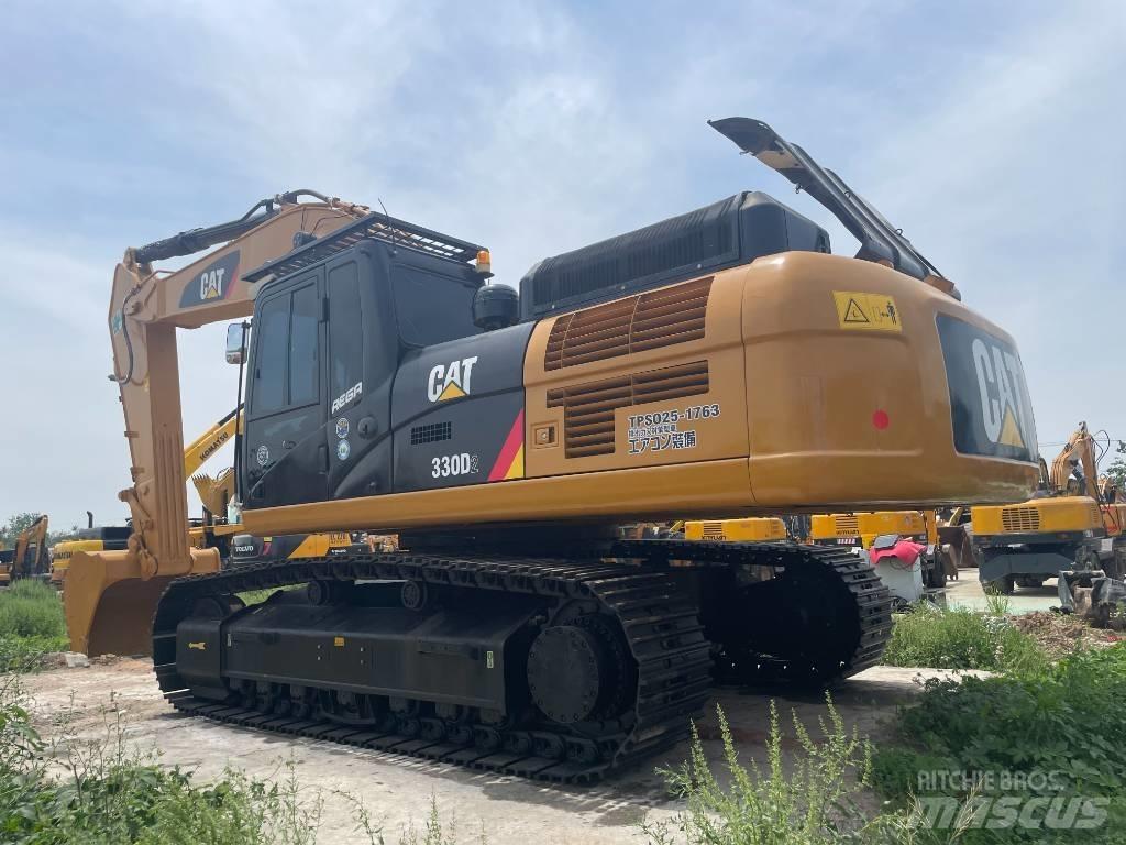 CAT 330D2 Bandgrävare