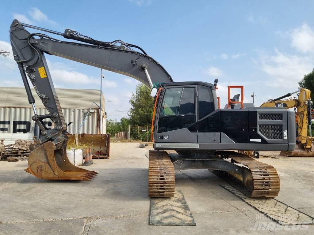 Volvo EC220EL Bandgrävare