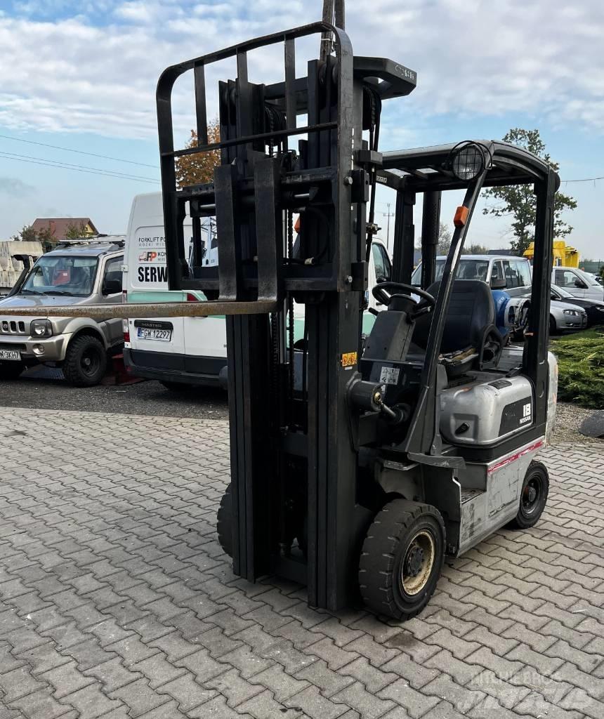 Nissan PD01A18PQ Gasolmotviktstruckar