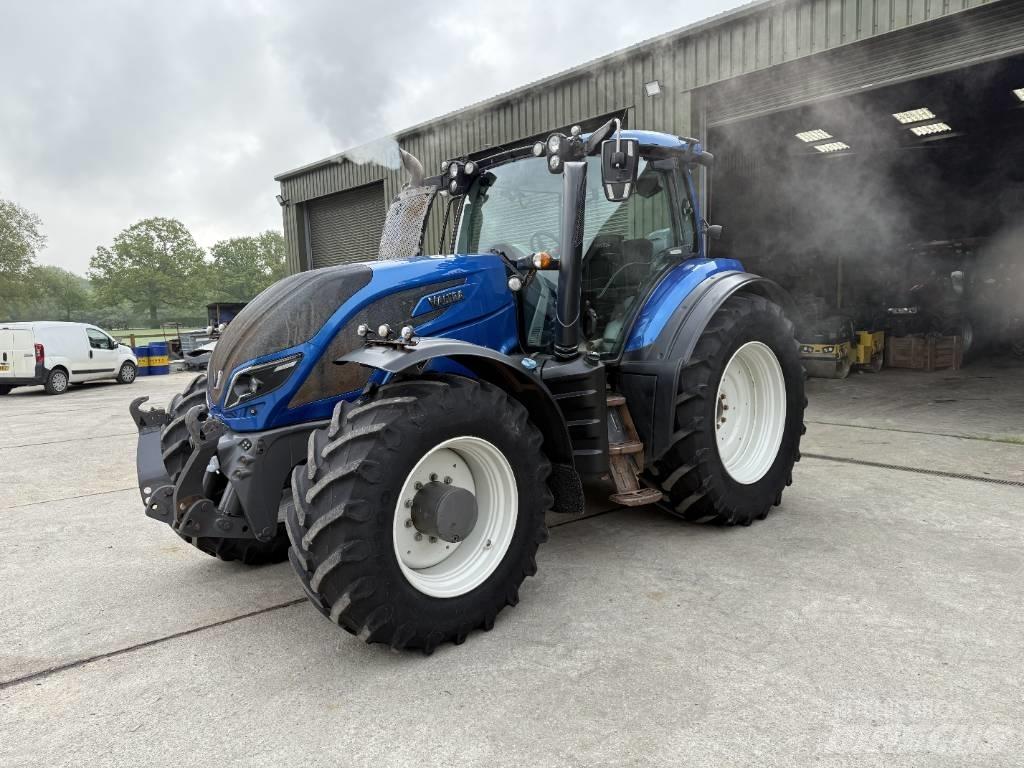 Valtra T 234 Versu Traktorer