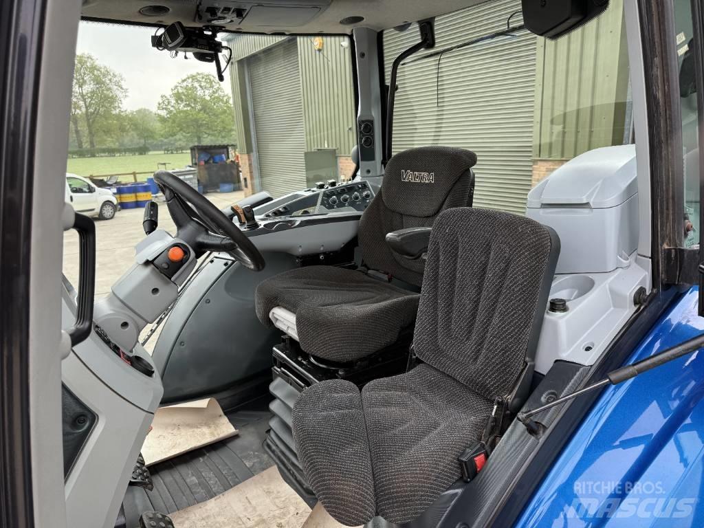 Valtra T 234 Versu Traktorer