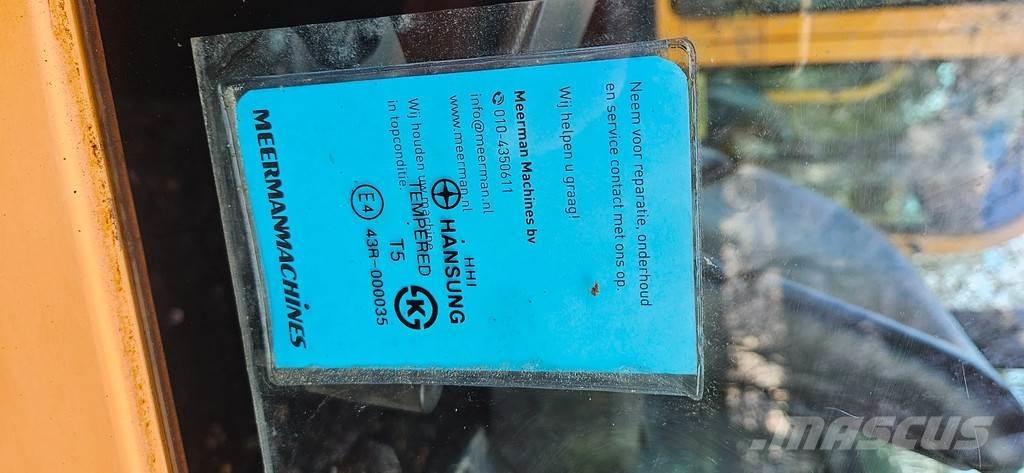 Hyundai R16-9 Minigrävare < 7t