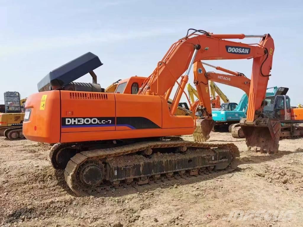 Doosan DH300LC-7 Bandgrävare