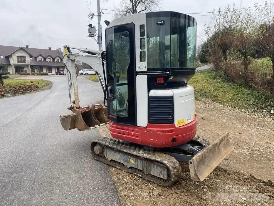 Takeuchi TB 23 R Minigrävare < 7t