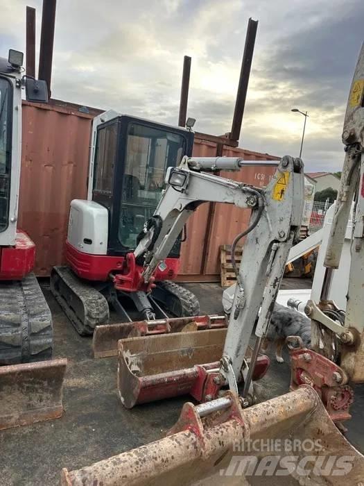 Takeuchi TB 23 R Minigrävare < 7t