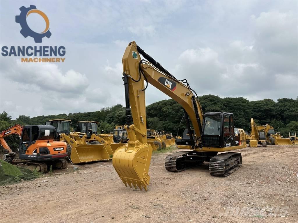 CAT 320 DL Bandgrävare