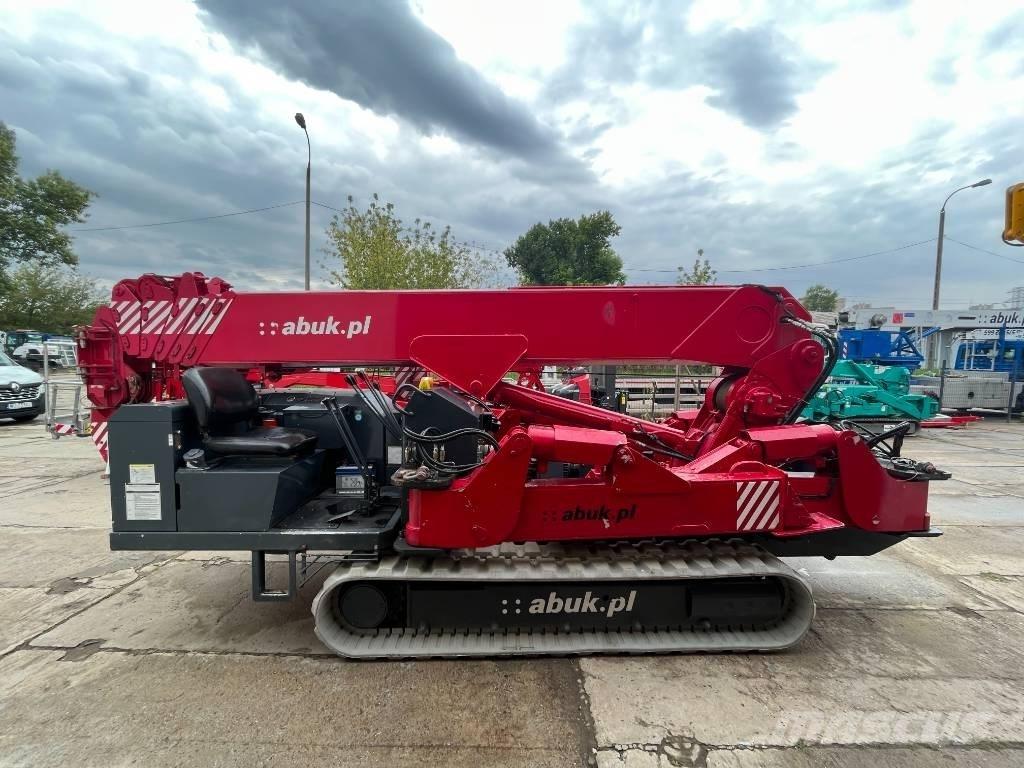 Unic URW 706 Minikranar