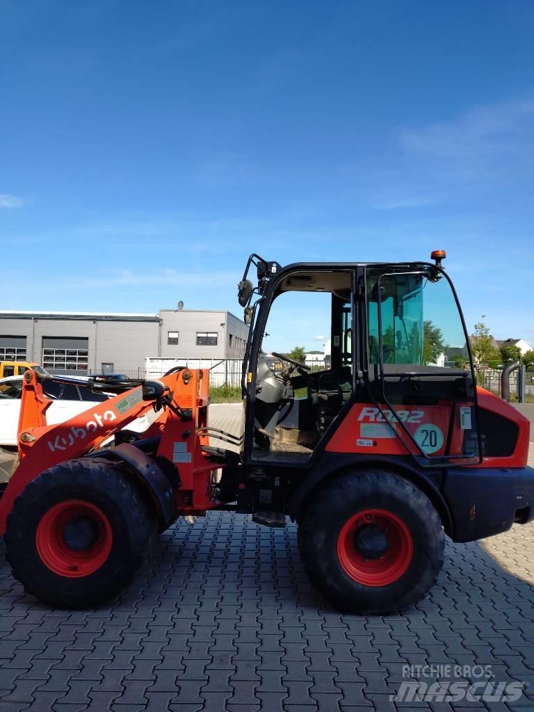 Kubota R 082 Hjullastare