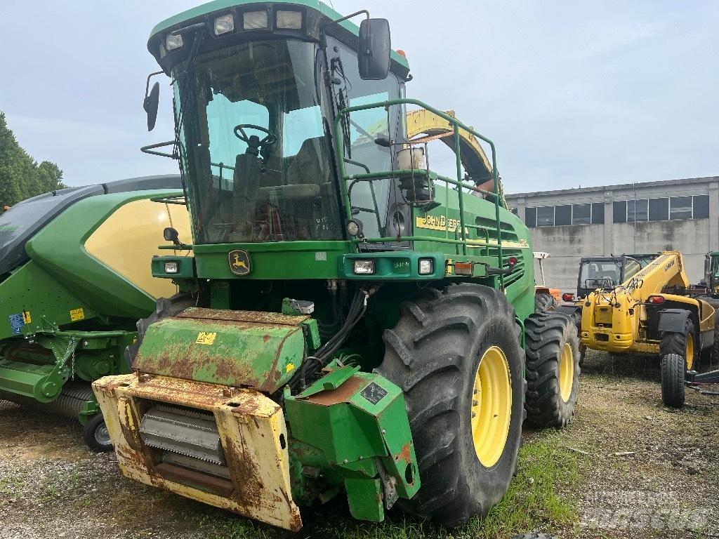 John Deere 7700 Självgående fälthackar
