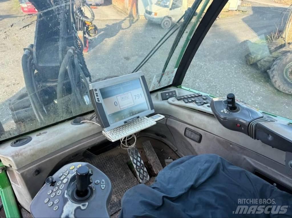 John Deere 1470 D Skördare