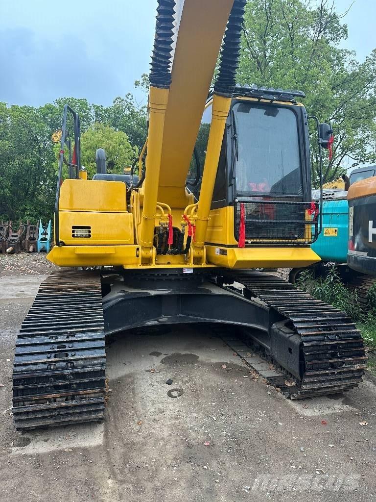 Komatsu PC 200-8 Bandgrävare