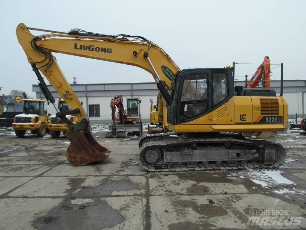 LiuGong CLG 922 E Bandgrävare