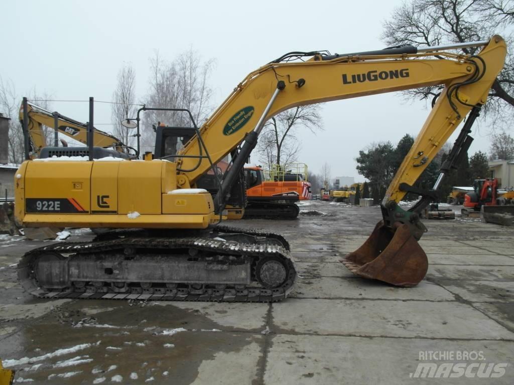 LiuGong CLG 922 E Bandgrävare