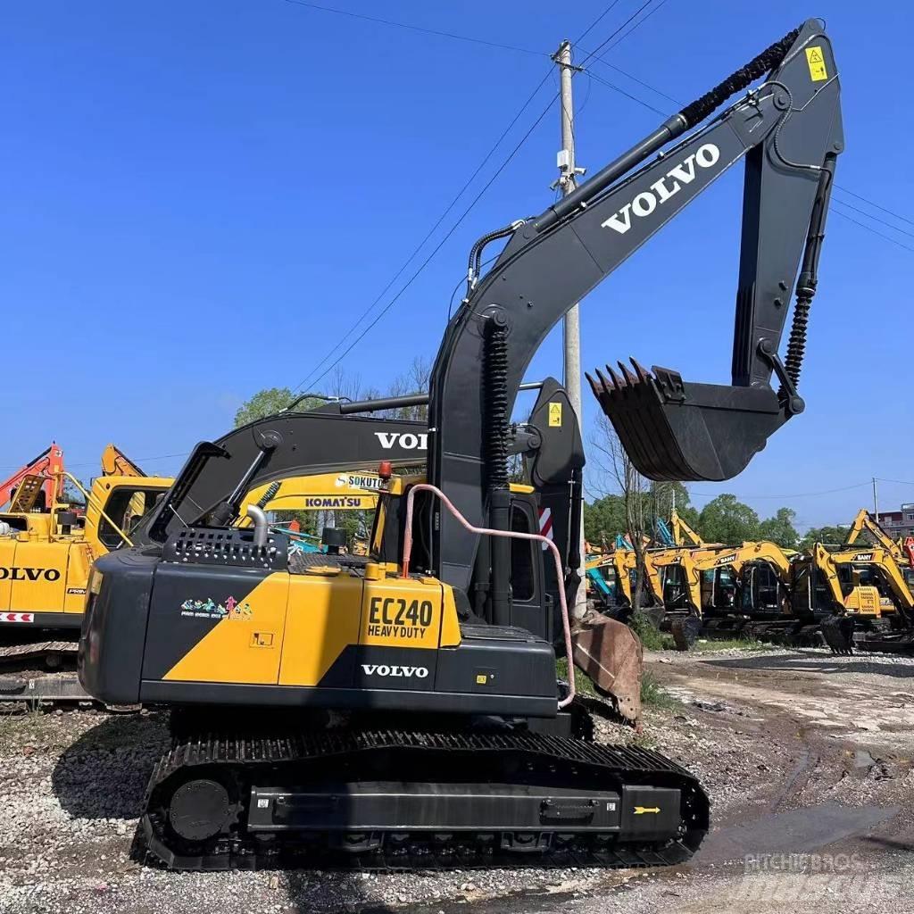 Volvo EC 240 Bandgrävare